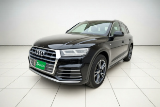 奥迪Q5L 2020款 40 TFSI 荣享时尚型