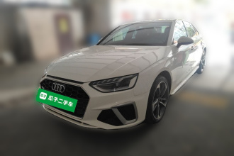 奥迪A4L 2022款 40 TFSI 时尚动感型