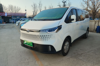 上汽大通MAXUS 新途V70 2023款 2.0T 精英版 自动长轴低顶 6/7座