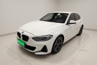 宝马1系 2022款 120i M运动版