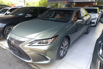 雷克萨斯ES 2020款 200 卓越版