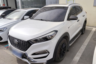 现代 途胜 2015款 1.6T 双离合两驱智能型