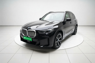 宝马X5 2023款 xDrive 30Li 尊享型M运动曜夜套装