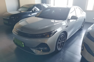吉利银河 银河A7 2025款 EM-i 70km 探索版