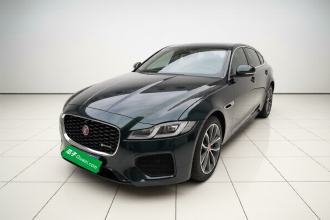 捷豹XFL 2023款 XFL 2.0T P250 两驱精英运动版
