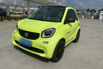 smart fortwo 2015款 1.0L 52千瓦硬顶灵动版