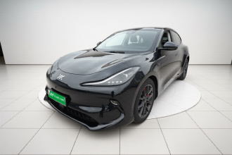 智己汽车 智己LS6 2025款 超强性能灵蜥智享版