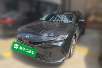 丰田 凯美瑞 2024款 双擎 2.0HE 精英版