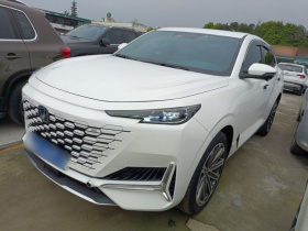 长安UNI-K 2021款 2.0T 全轮驱动尊贵型