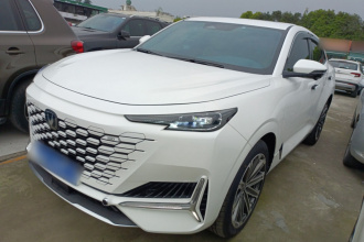 长安UNI-K 2021款 2.0T 全轮驱动尊贵型