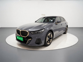 宝马i5 2024款 eDrive 35L M运动套装