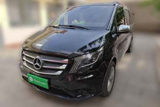 奔驰 威霆 2016款 2.0T 商务版