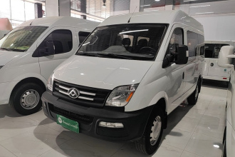 上汽大通MAXUS 新途V80 2019款 2.5T经典款6挡手动傲运通短轴中顶5/6座