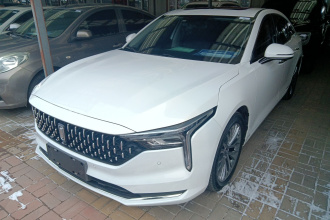 奔腾B70 2023款 第三代 1.5T 自动畅享型