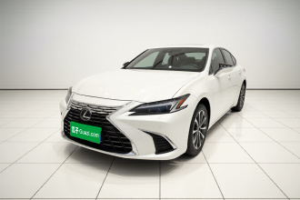 雷克萨斯ES 2025款 200 臻享版