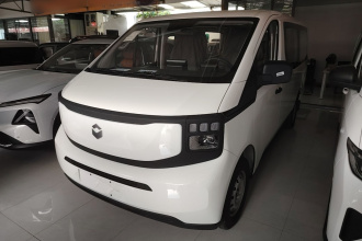 长安凯程V919 2025款 荣耀版 国轩41kwh 短轴低顶精英型 6座