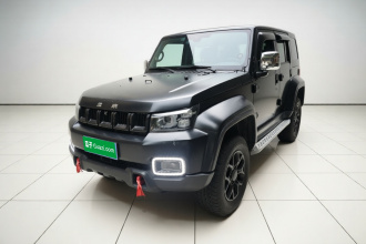 北京越野BJ40 2023款 2.0D 自动四驱刀锋英雄版侠客型