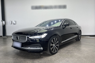 沃尔沃S90 2024款 B5 智远豪华版