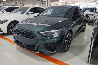 奥迪A3 2024款 A3L Limousine 35 TFSI 时尚运动型