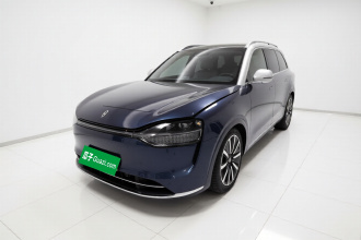 鸿蒙智行 问界M9 2024款 增程 Ultra版 42kWh 6座版