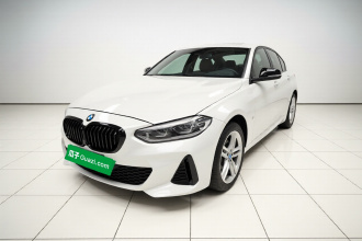 宝马1系 2021款 120i M运动曜夜版