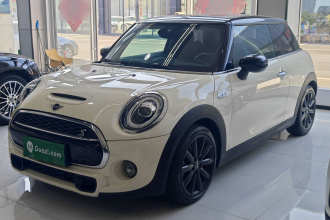 MINI 2019款 2.0T COOPER S 经典派