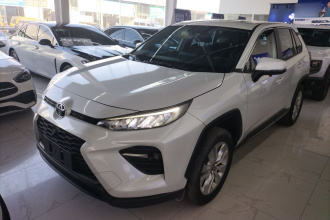 丰田 威兰达 2022款 改款 2.0L CVT两驱领先版