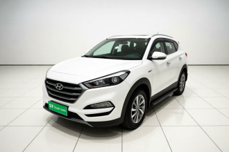 现代 途胜 2015款 1.6T 双离合两驱智能型