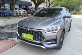 比亚迪 宋PLUS 2020款 1.5T 自动旗舰型