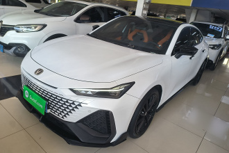 长安UNI-V 2024款 2.0T 经典运动型