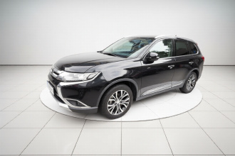 三菱 欧蓝德 2016款 2.4L 四驱豪华版 7座