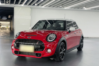 MINI 2019款 2.0T COOPER S 艺术家 五门版
