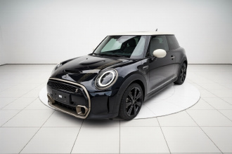 MINI 2023款 改款 2.0T COOPER S 艺术家