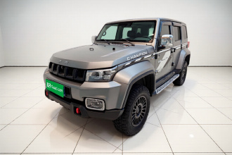 北京越野 北京BJ40 2023款 2.0T 自动四驱环塔冠军版
