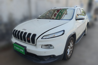 Jeep 自由光 2016款 2.0L 优越版