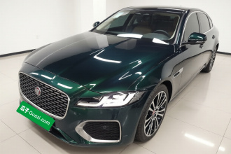 捷豹XFL 2024款 2.0T P250 两驱尊享豪华版