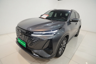 长安CS75 PLUS 2023款 第三代 1.5T 自动尊贵型