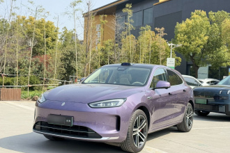 鸿蒙智行 问界M5 2025款 增程   Ultra 四驱版