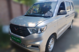 五菱汽车 五菱宏光V 2022款 1.5L劲享版电动助力LAR