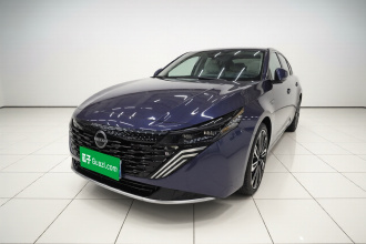 日产 天籁 2026款 鸿蒙座舱 2.0T 旗舰版