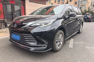 丰田 赛那SIENNA 2021款 2.5L混动 尊贵版