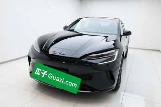 比亚迪 海豹07 DM-i 2025款 DM-i 1.5L 70km 精英型