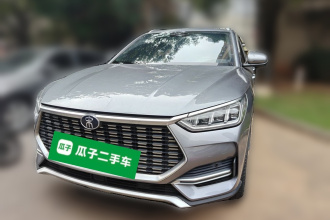 比亚迪 宋PLUS 2020款 1.5T 自动旗舰型