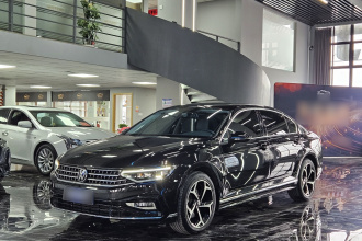 大众 迈腾 2023款 200万辆纪念版 330TSI DSG领先型