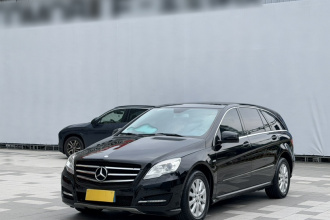 奔驰R级 2017款 R 320 4MATIC 商务型臻藏版