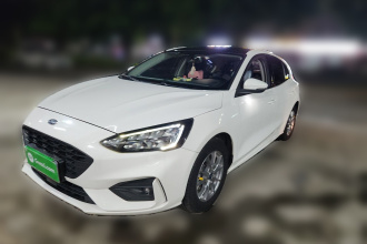 福特 福克斯 2021款 两厢 EcoBoost 180 自动锋潮型