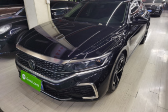 大众 帕萨特 2023款 改款 330TSI 星空精英版