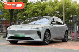 蔚来ET5T 2023款 75kWh Touring