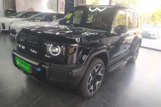 iCAR V27 2026款 200KM四驱猎鹰500