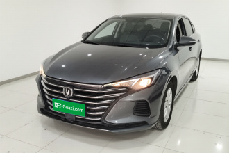 长安 逸动 2022款 PLUS 1.6L GDI 手动精英型